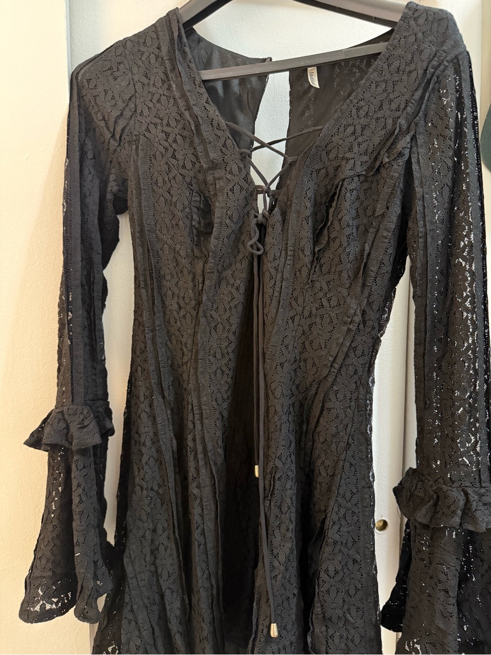 Selfie Leslie Black Lace Long-Sleeve Tie-Front Dress